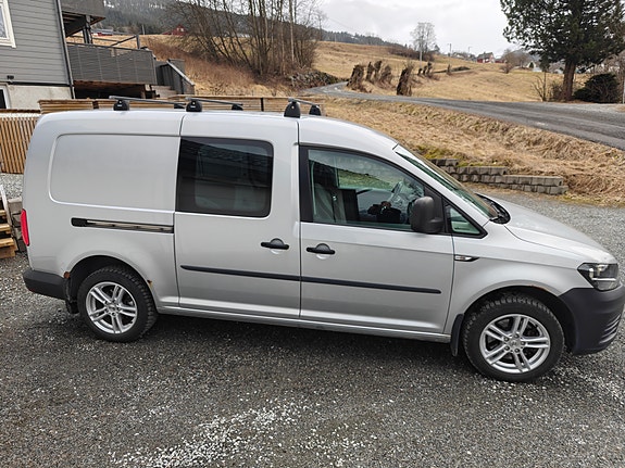 Volkswagen Caddy Maxi 4 of 24