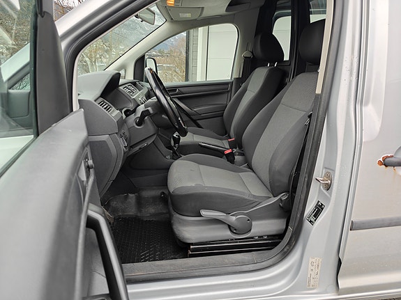 Volkswagen Caddy Maxi 9 of 24