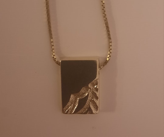 Vintage smykke i gull