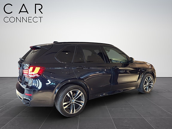 BMW X5 11 of 30