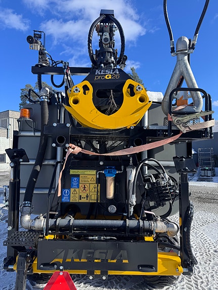 Demokjørt Kesla 144HD med vanntank og tømmerstaker, kr 1 100 000,-
