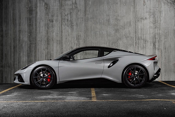 Lotus Emira 2 of 5