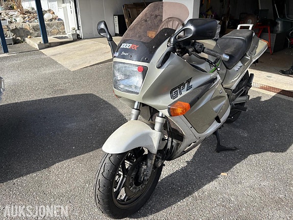 Kawasaki GPZ1000R