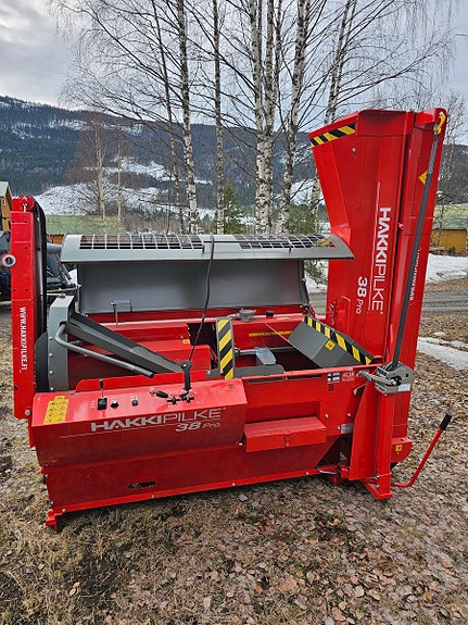 Hakki Pilke 38 PRO 2024, kr 270 000,-