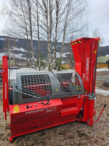 Hakki Pilke 38 PRO 2024, kr 270 000,-