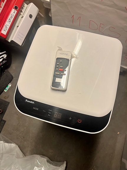 Product image 2 of 3
