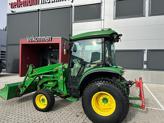 John Deere 4049R Kompakttraktor