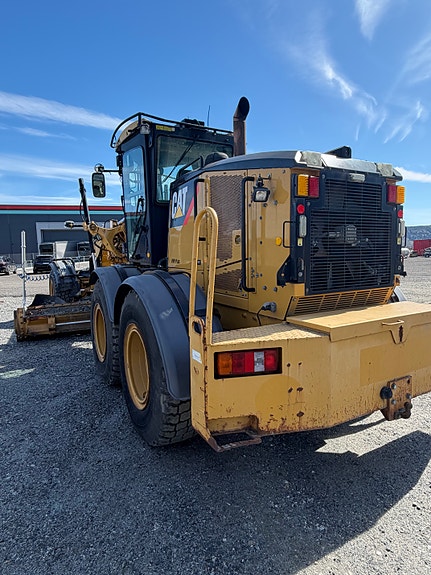 Cat 140M