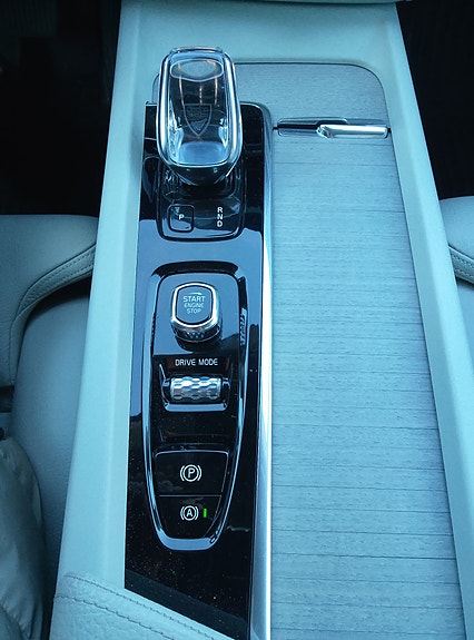 Volvo XC60 24 of 30