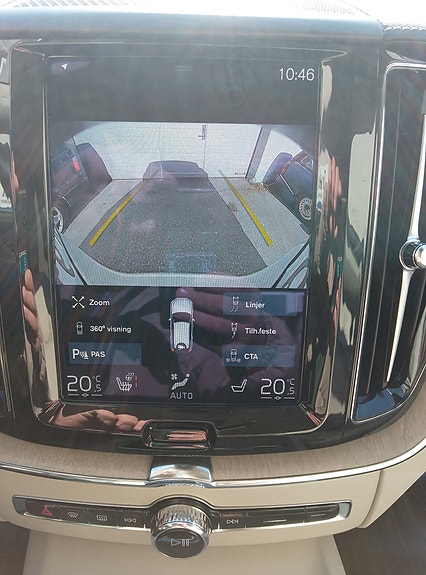 Volvo XC60 21 of 30