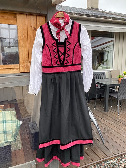 Product image 2 of 9
