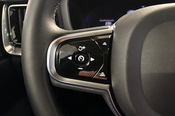 Volvo V60 22 of 27