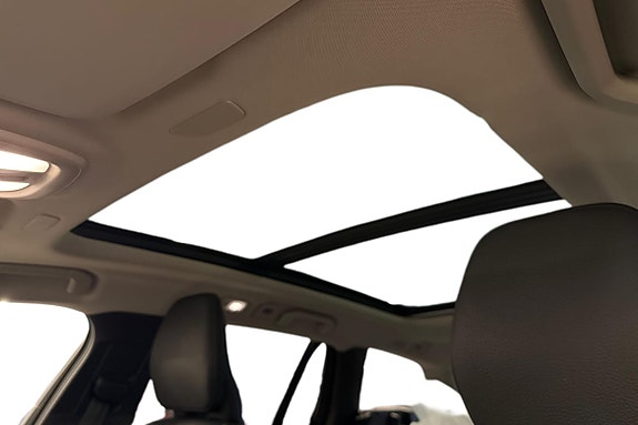 Volvo V60 25 of 27