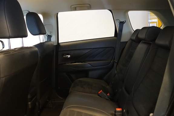 Mitsubishi Outlander 22 of 30