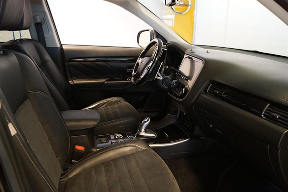 Mitsubishi Outlander 24 of 30