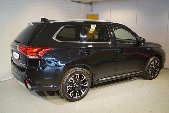 Mitsubishi Outlander 5 of 30