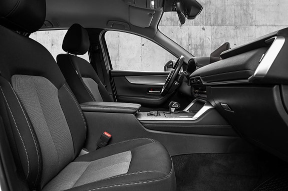 Mazda CX-60 24 of 26