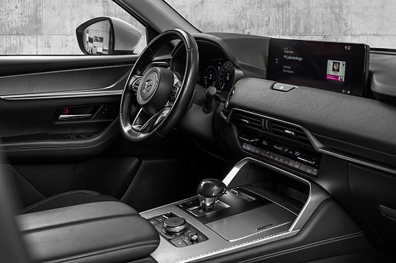 Mazda CX-60 25 of 26