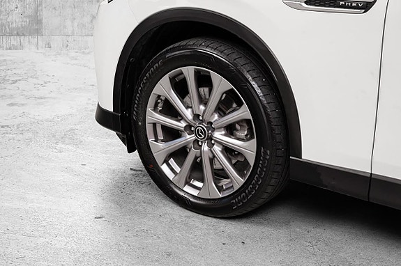 Mazda CX-60 9 of 26
