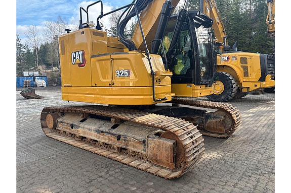 Cat 325 16 of 30