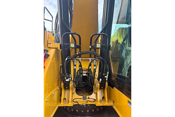 Cat 325 15 of 30