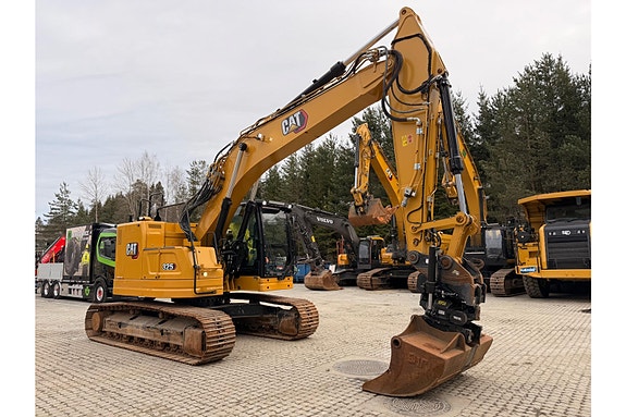 Cat 325 2 of 30