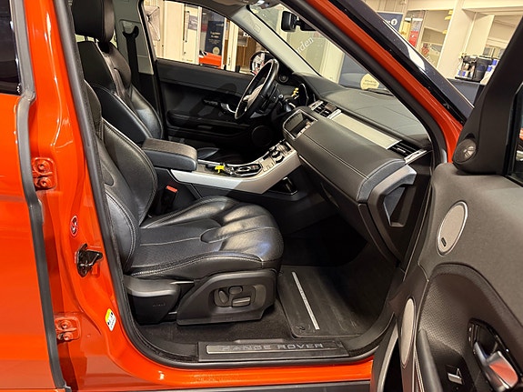 Land Rover Range Rover Evoque 5 of 30