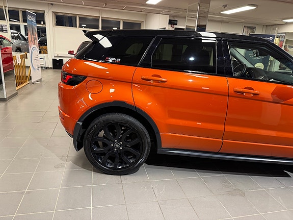 Land Rover Range Rover Evoque 6 of 30