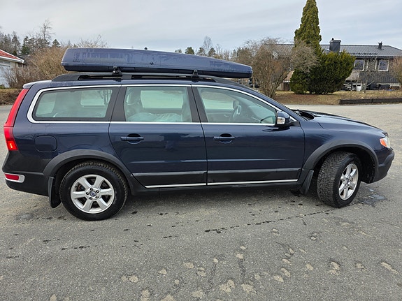 Volvo XC70 7 of 28