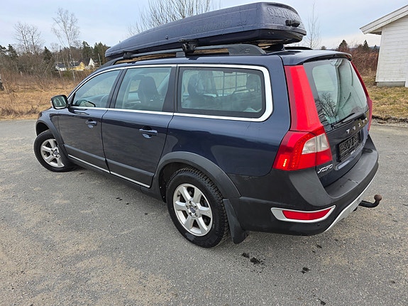 Volvo XC70 4 of 28