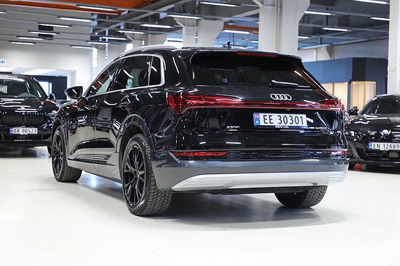 Audi e-tron 5 of 5