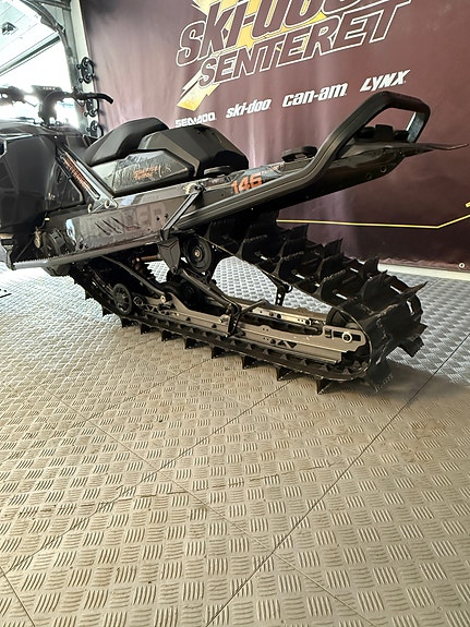 Lynx Shredder RE 850 E-TEC Turbo R 4 of 5