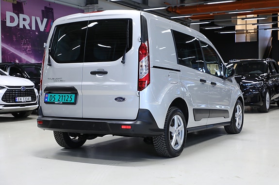 Ford Transit Connect 5 of 5