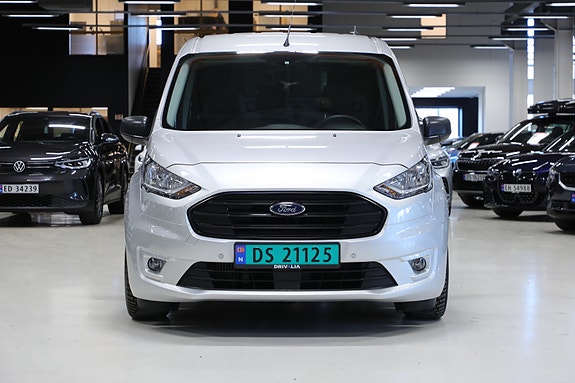 Ford Transit Connect 4 of 5