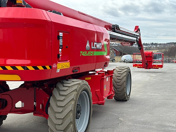 LGMG T42JE-2 | 44 meter elektrisk bomlift 13 of 14