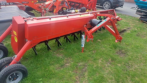 Globus GSR 44400, kr 165 000,-