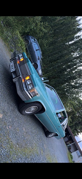 Cadillac Deville 3 of 5