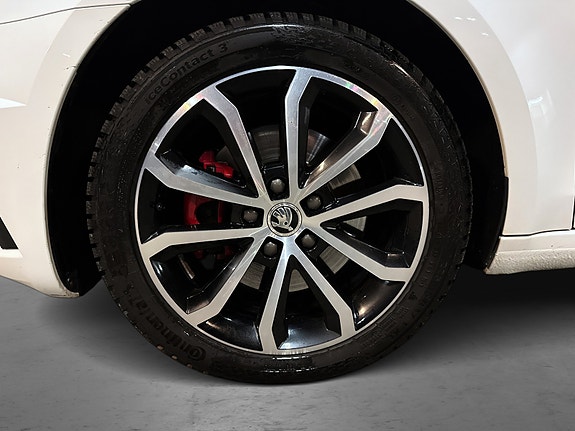 Skoda Octavia RS 11 of 30
