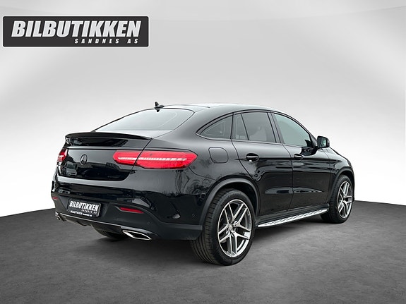 Mercedes-Benz GLE400 5 of 5
