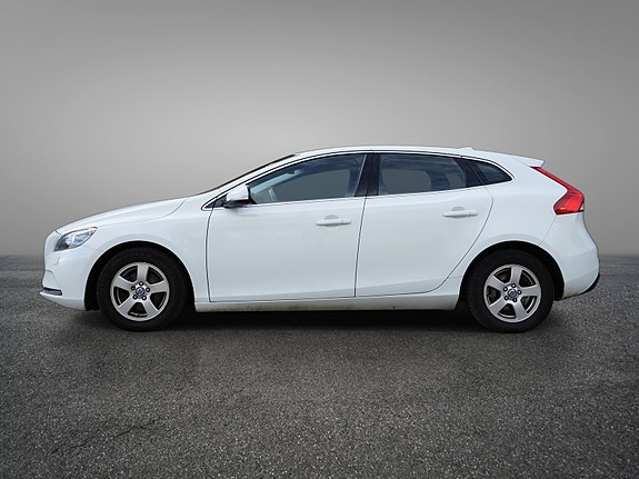 Volvo V40 6 of 30