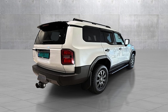 Toyota Land Cruiser 6 of 24