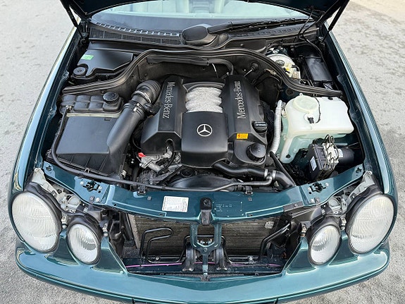 Mercedes-Benz CLK-Klasse 21 of 24