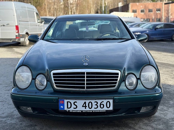 Mercedes-Benz CLK-Klasse 2 of 24