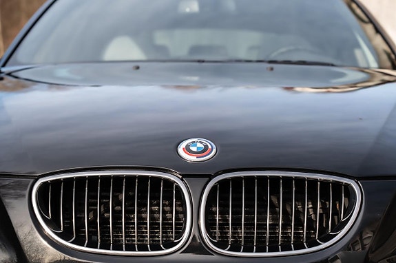 BMW M5 4 of 5