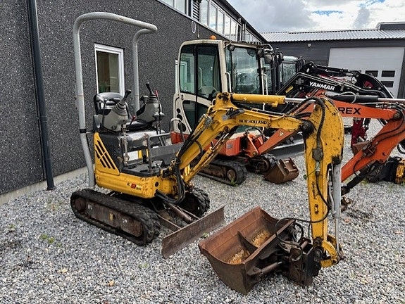 New Holland E09SR