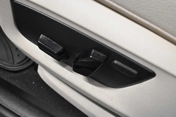 BMW 530e 13 of 23