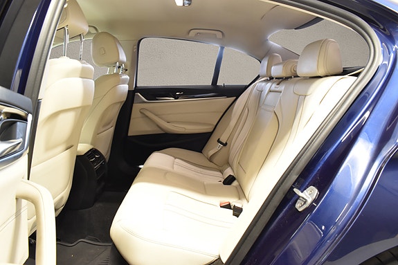 BMW 530e 7 of 23