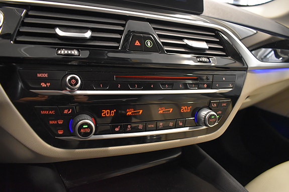 BMW 530e 18 of 23