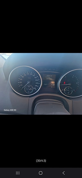 Mercedes-Benz ML280 25 of 30