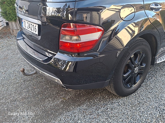 Mercedes-Benz ML280 13 of 30